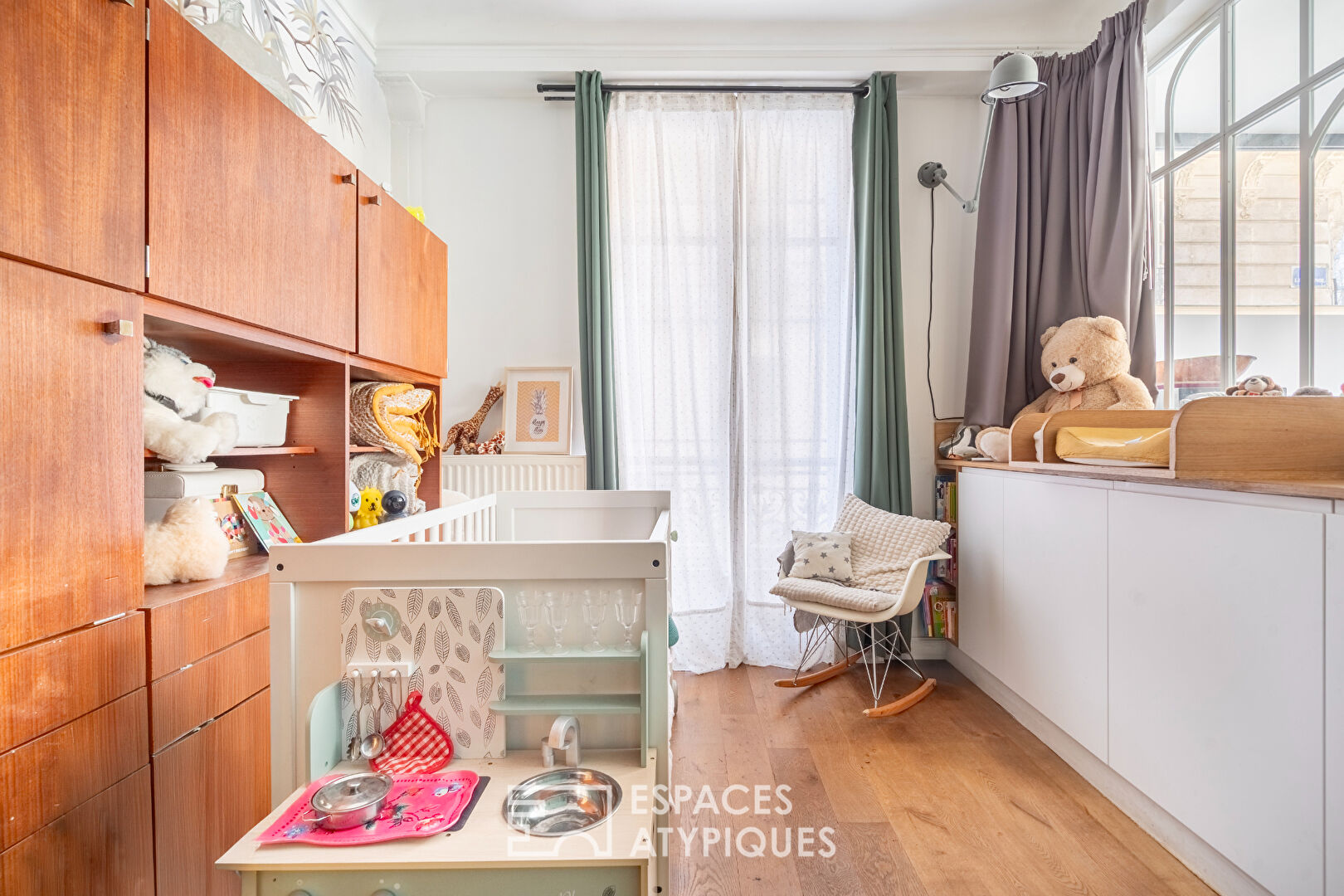 Duplex dans une ancienne boutique au calme d&rsquo;une impasse