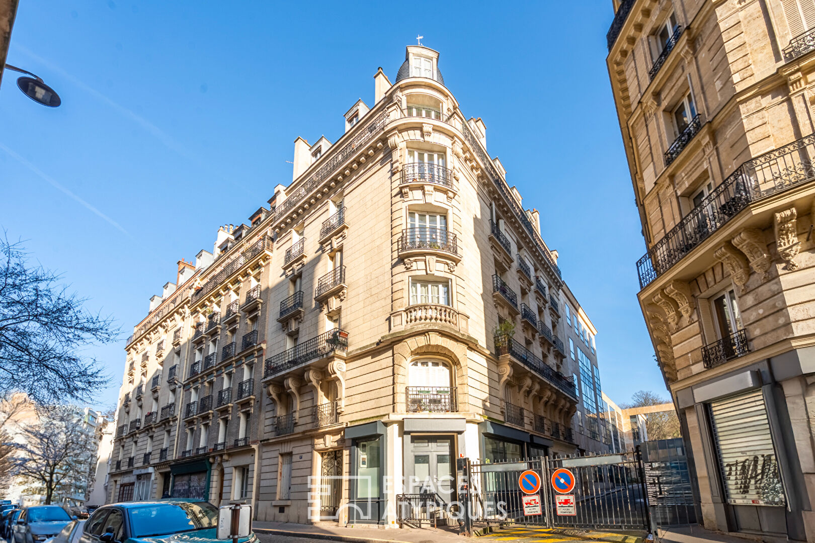 Duplex dans une ancienne boutique au calme d&rsquo;une impasse