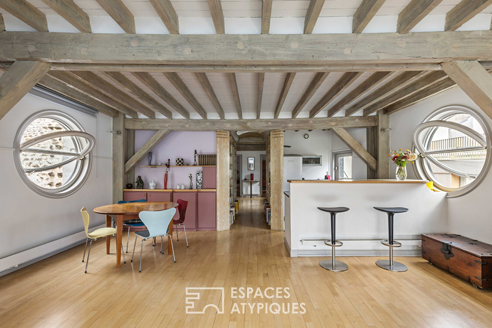 Appartement dans un ancien lavoir avec terrasse partagée