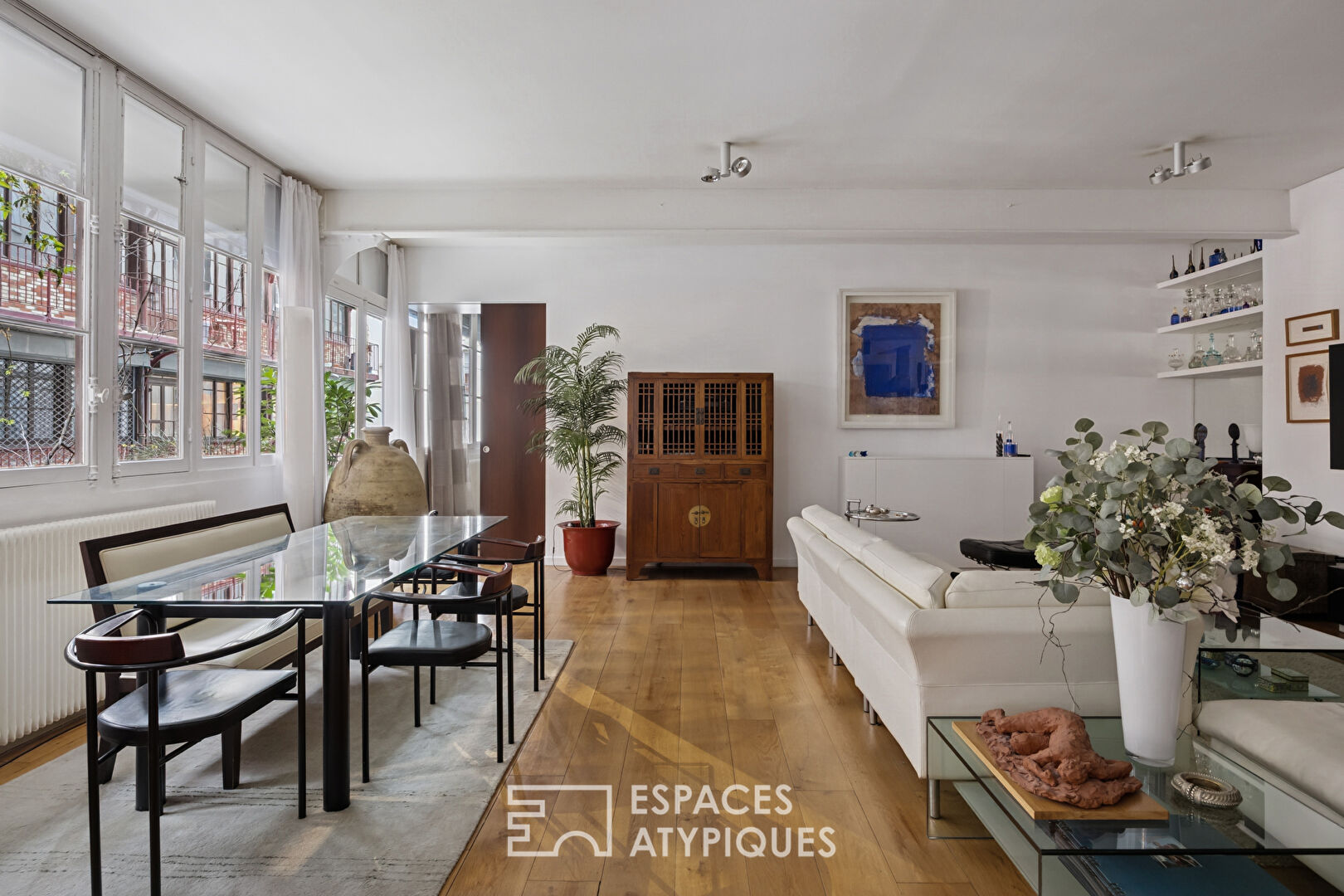 Ancien atelier au coeur d&rsquo;une cour Eiffel