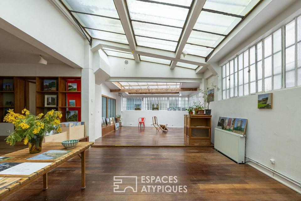 Atelier sous verrières à République