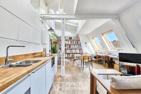 Ancien atelier de caractère en dernier étage au square Trousseau