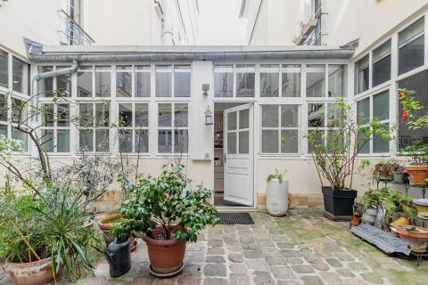 Loft dans un ancienne boutique-atelier du XIXème siècle