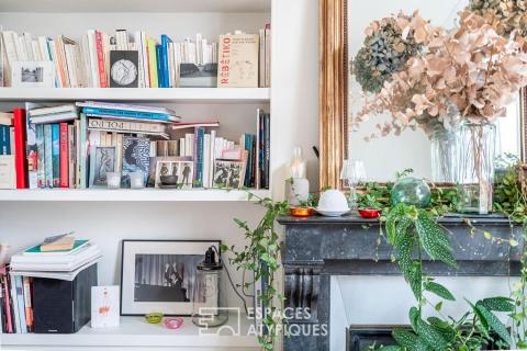 Appartement traversant en étage élevé avec ascenseur et balcon