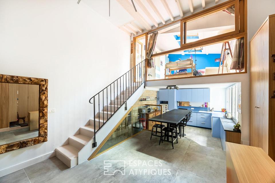 Local réinventé en loft calme absolu