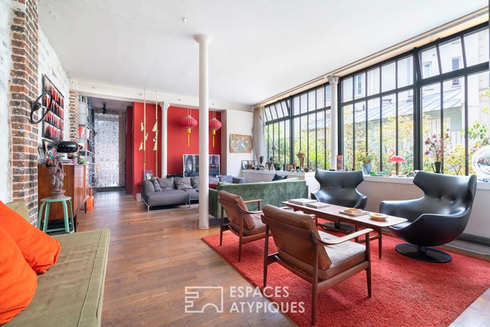 Loft aux accents industriels au calme d'une cour proche Nation