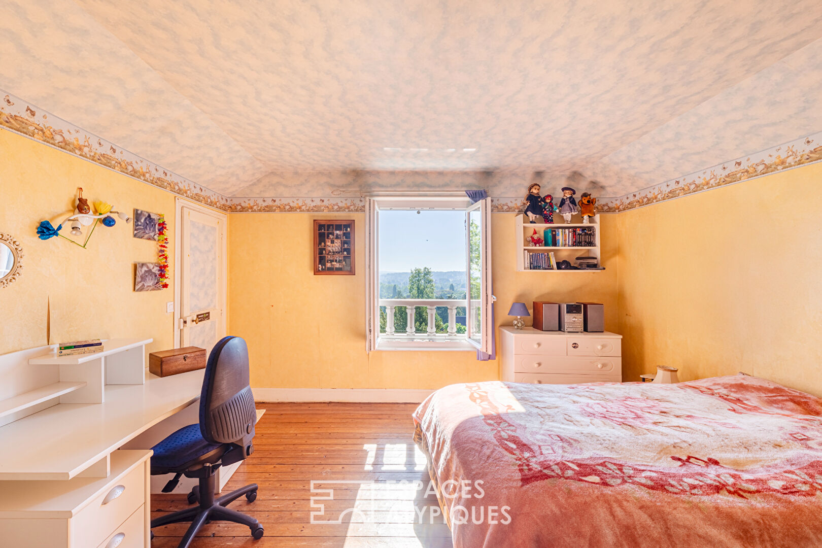 Belle demeure familiale de caractère à proximité de L&rsquo;Isle-Adam