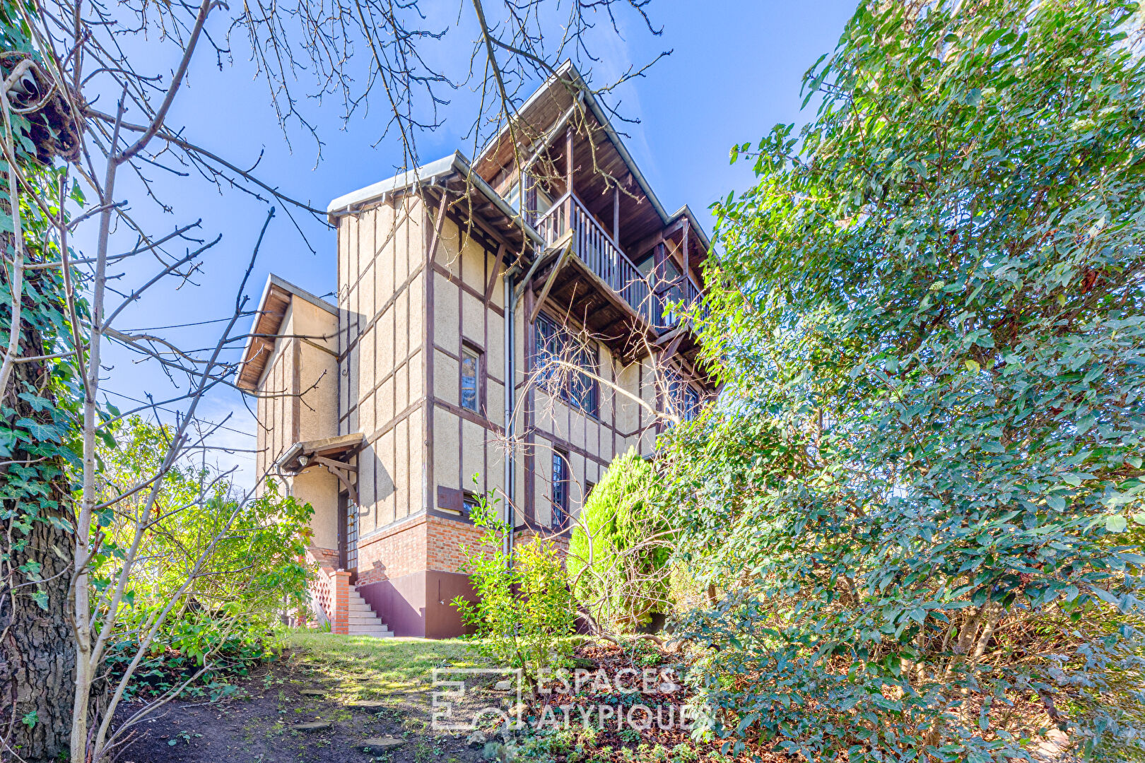 Charme des années 20 et confort moderne sur les hauteurs de Sannois