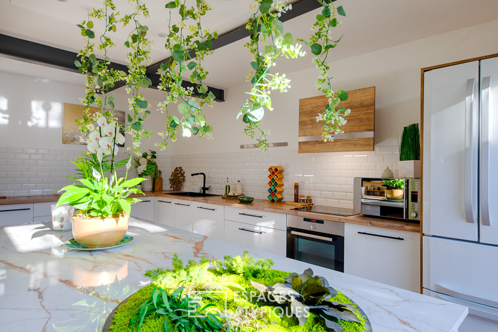 Héritage industriel ! Loft d&rsquo;exception entre ciel et verdure à Argenteuil