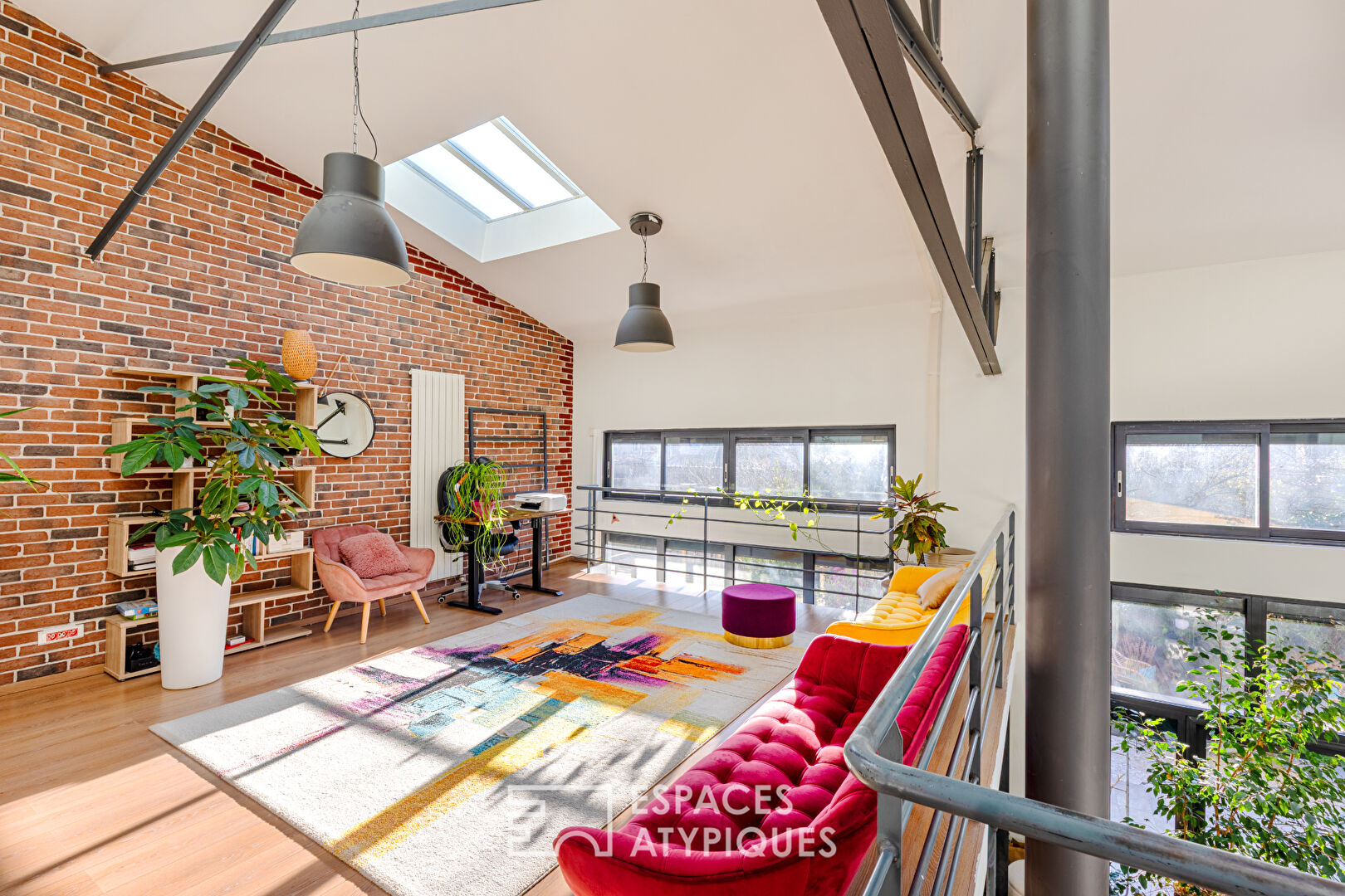 Héritage industriel ! Loft d&rsquo;exception entre ciel et verdure à Argenteuil