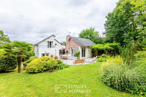 Villa d&rsquo;architecte bois et brique dans un écrin de nature préservé à Soisy sous Montmorency
