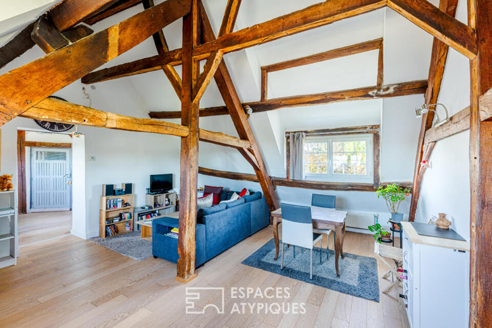 Esprit bohème et charme intemporel pour cet appartement niché dans un ancien prieuré à Livilliers