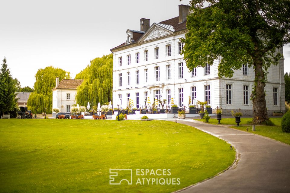 Magnifique château événementiel - Hôtel, restaurant, mariage, séminaire, gite, piscine et spa