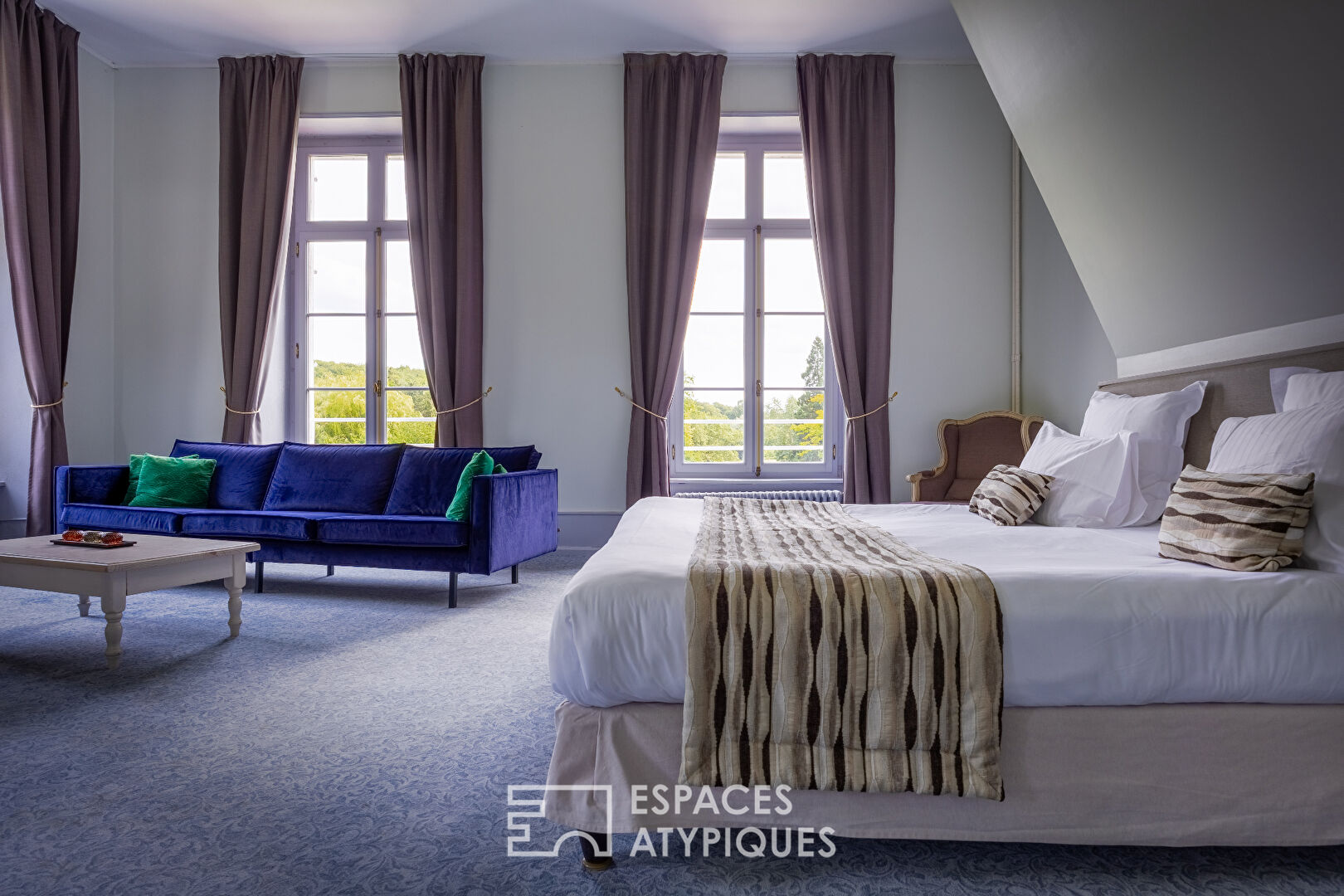 Magnifique château événementiel – Hôtel, restaurant, mariage, séminaire, gite, piscine et spa