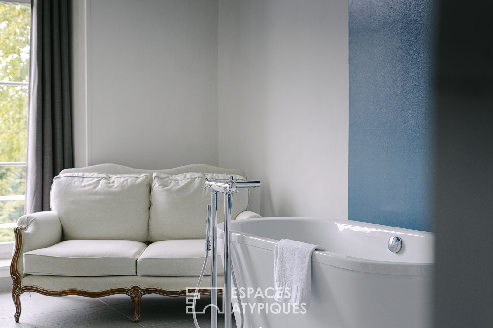 Magnifique château événementiel – Hôtel, restaurant, mariage, séminaire, gite, piscine et spa