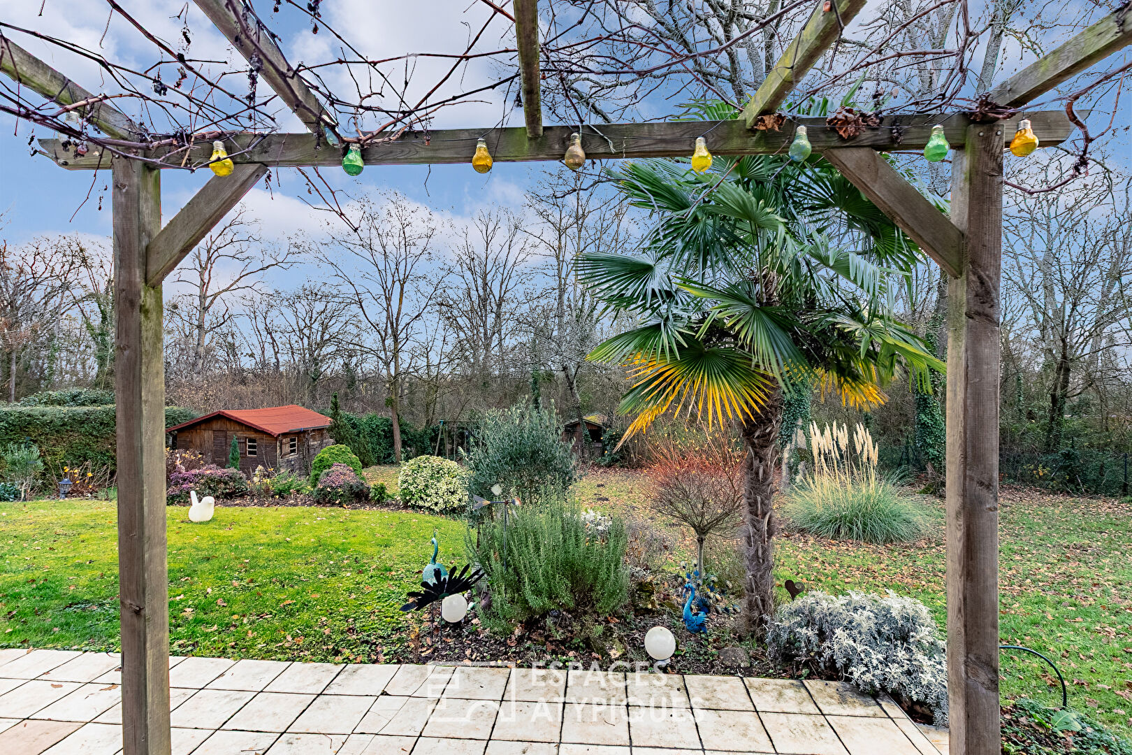 Charmante longère en pierres et colombages avec jardin près de Compiègne