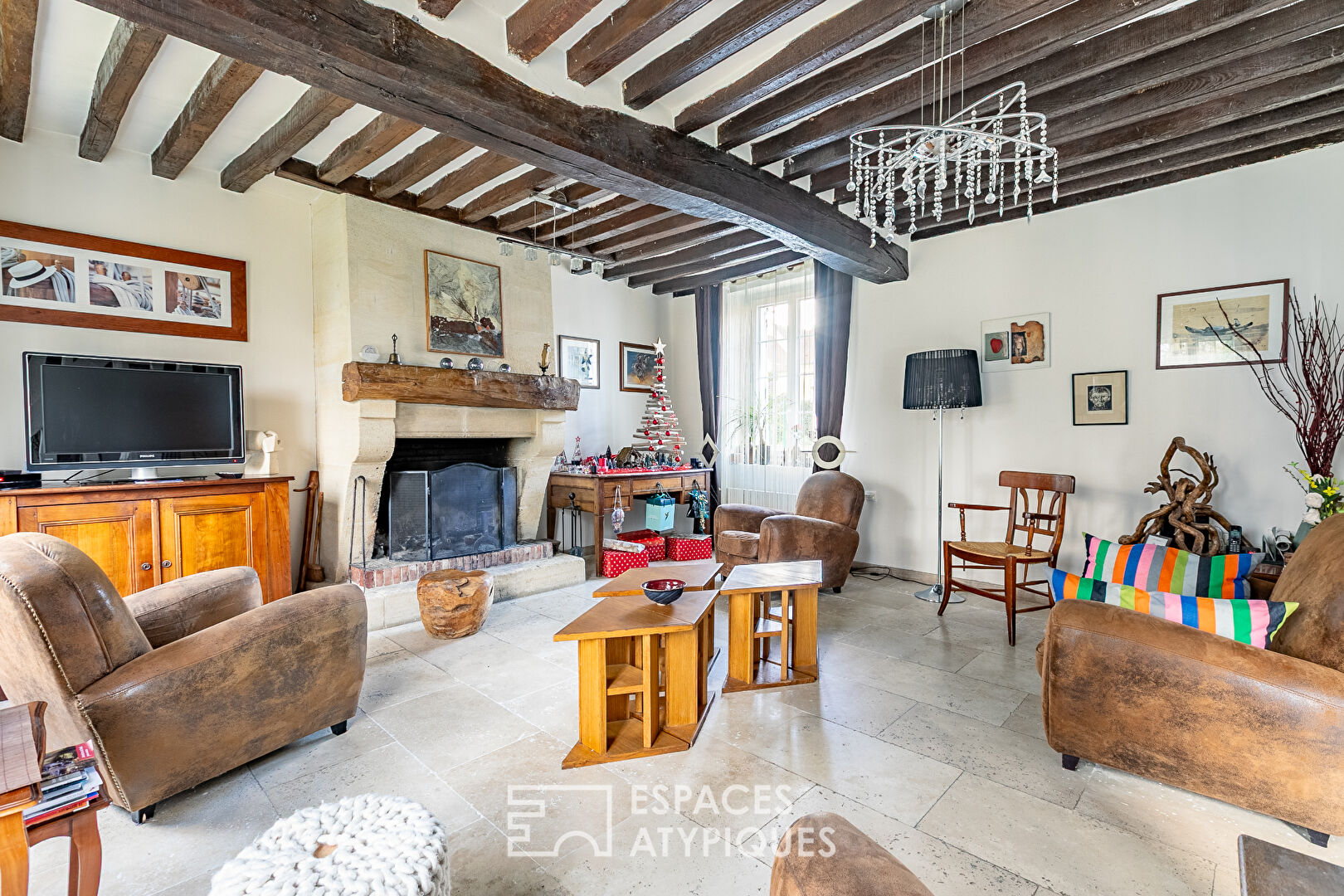 Charmante longère en pierres et colombages avec jardin près de Compiègne