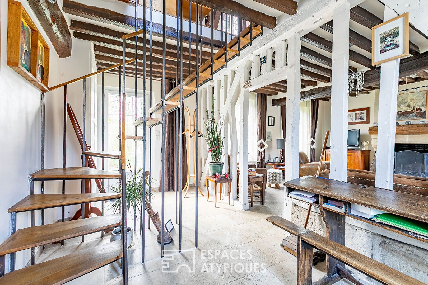 Charmante longère en pierres et colombages avec jardin près de Compiègne