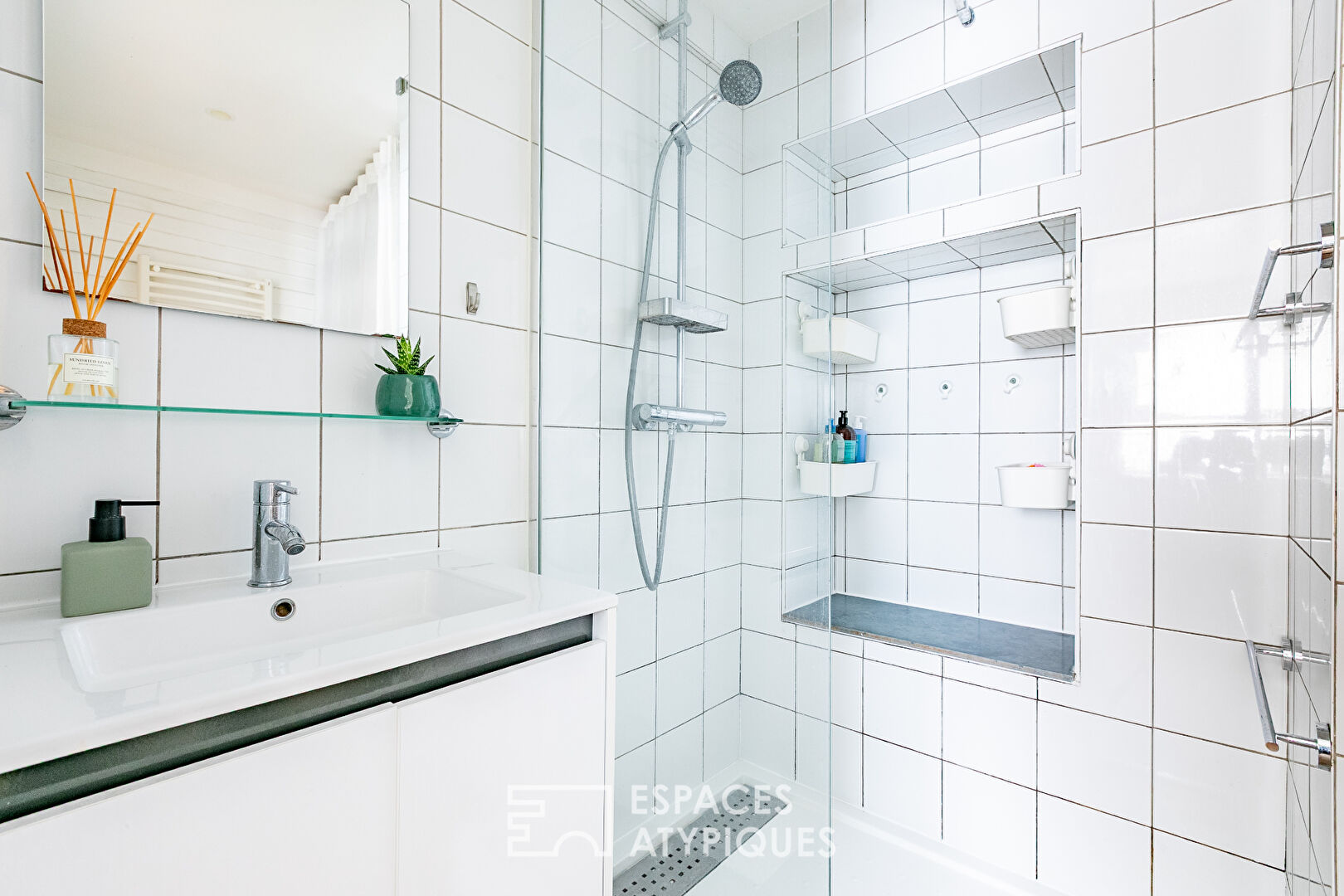 Charming renovated townhouse with terrace in the heart of Crépy-en-Valois