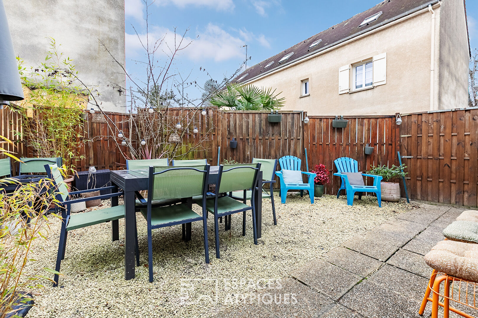 Charming renovated townhouse with terrace in the heart of Crépy-en-Valois