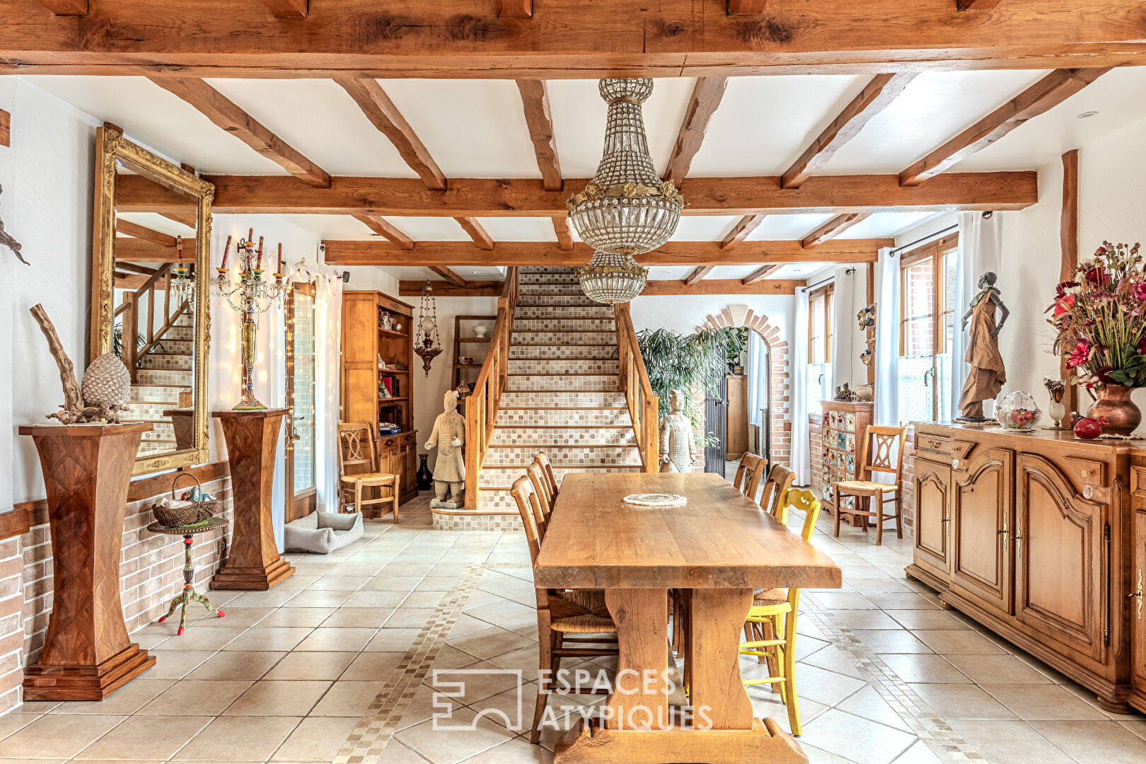 Propriété rénovée et ses dépendances proche de la côte Picarde