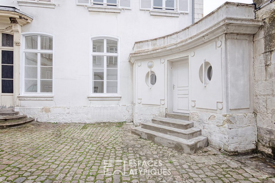 Appartement de caractère dans un ancien hôtel particulier du XVIII siècle  Quartier Cathédrale