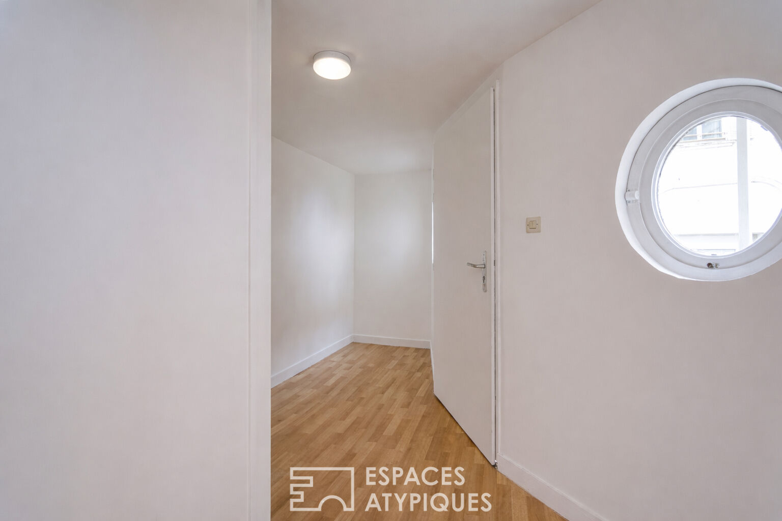 Appartement de caractère dans un ancien hôtel particulier du XVIII siècle Quartier Cathédrale