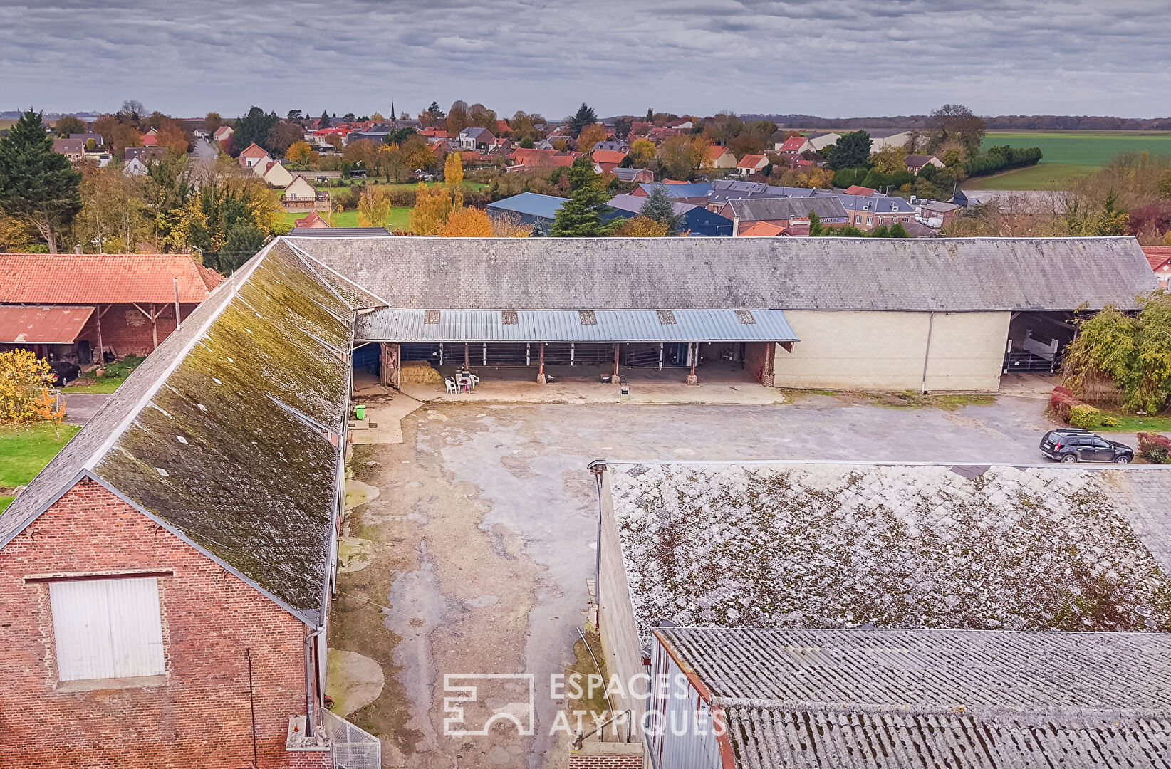Pension équestre avec belle maison de famille