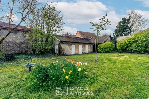 Grande longère familiale en pierre de taille avec jardin près de Crépy-en-Valois