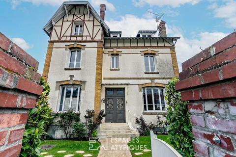 Maison de maître avec jardin et dépendances en plein coeur de Ressons-sur-Matz