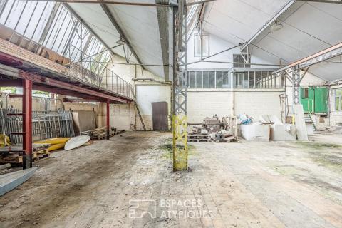 Ancienne propriété industrielle à réinventer au coeur de la nature