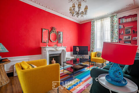 Iconic townhouse with view and garden in the historic heart of Laon