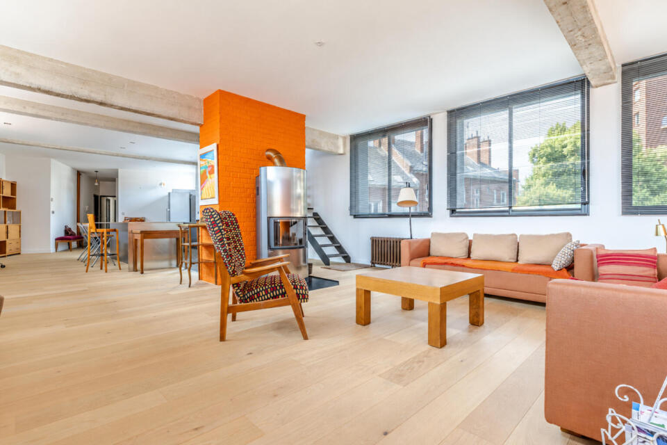 Loft avec terrasse en toiture dans le centre  d'Amiens