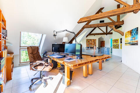 Maison d&rsquo;architecte dans son écrin de verdure
