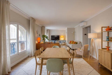 Appartement Avignon 5 pièce(s) 168 m2