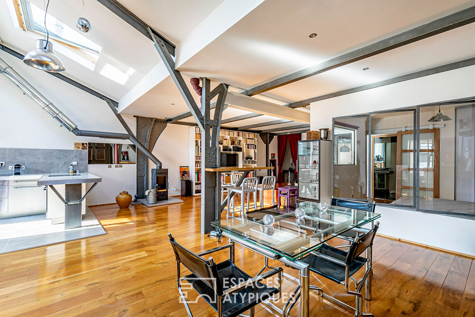 Loft d’architecte en dernier étage