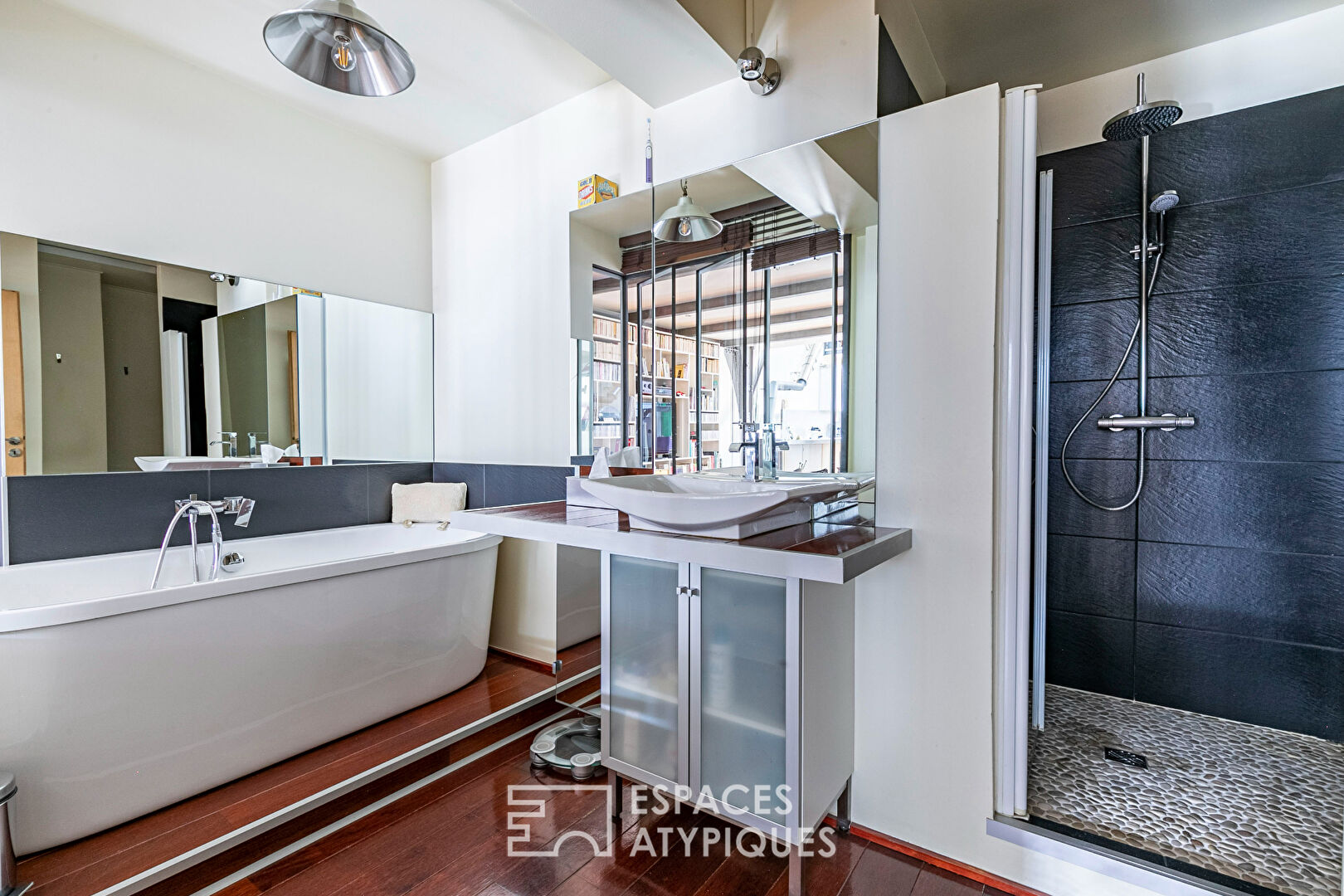 Loft d’architecte en dernier étage
