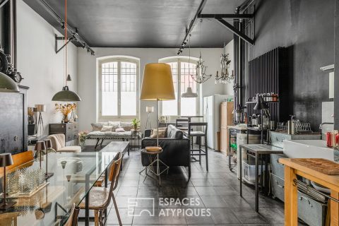 Ancien garage automobile réhabilité en loft de caractère