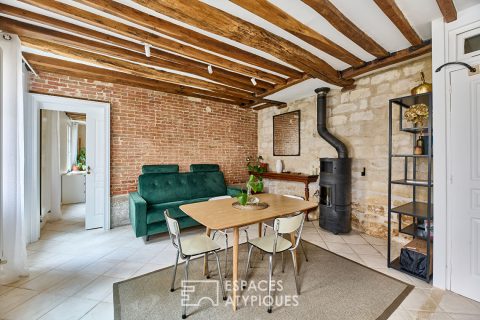 Charming apartment in the heart of the courtyard in Parmentier