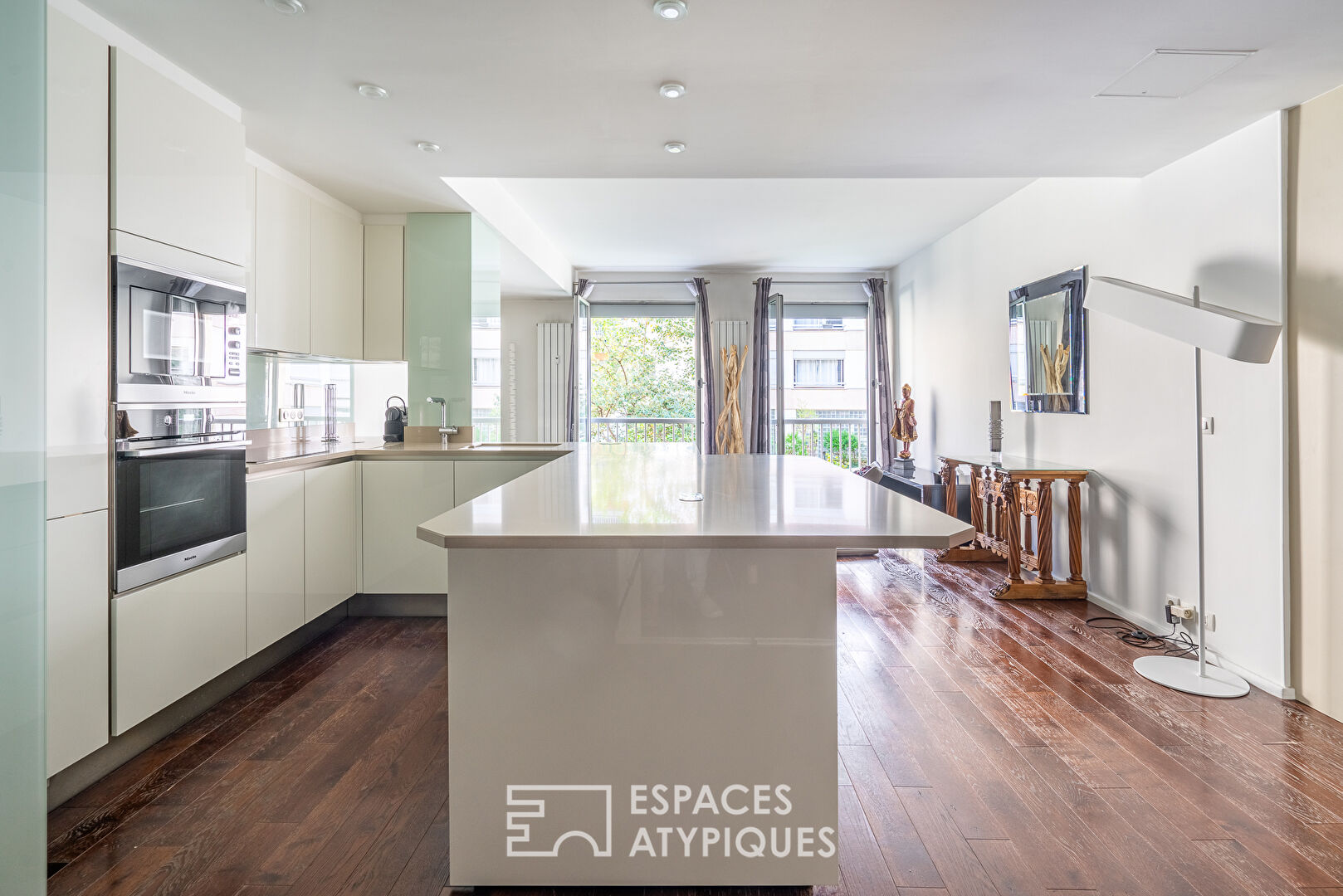 Loft contemporain dans une ancienne imprimerie