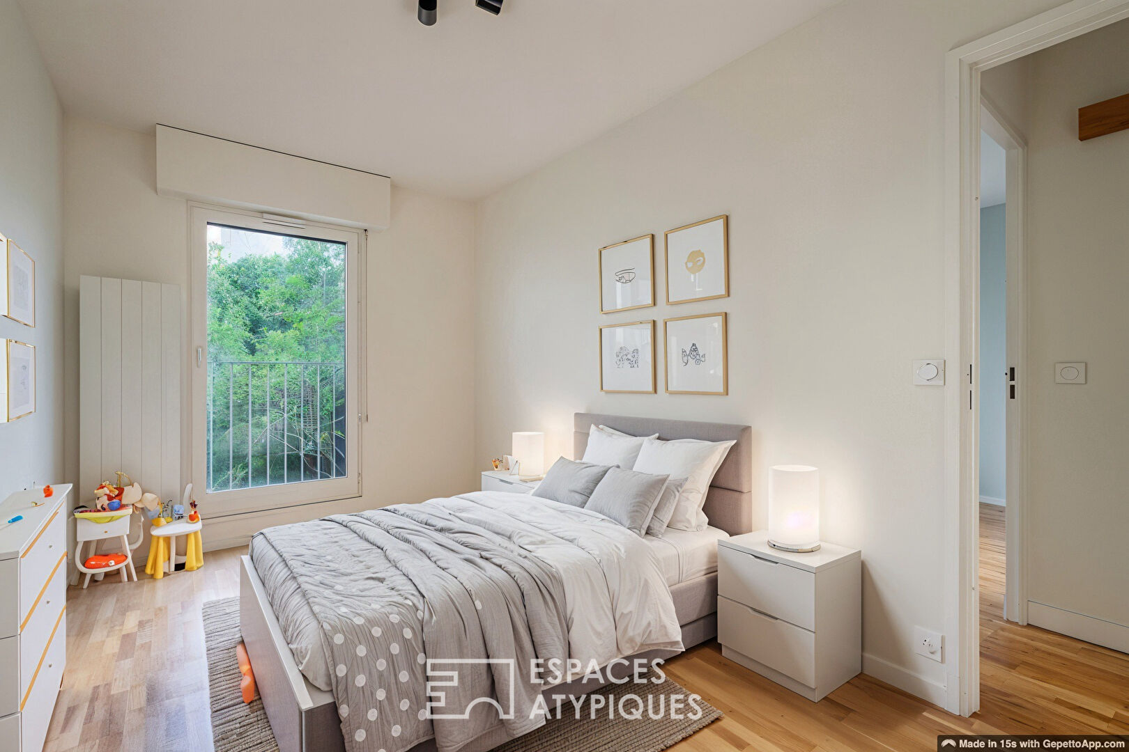 Appartement familiale sur le bassin de la Villette