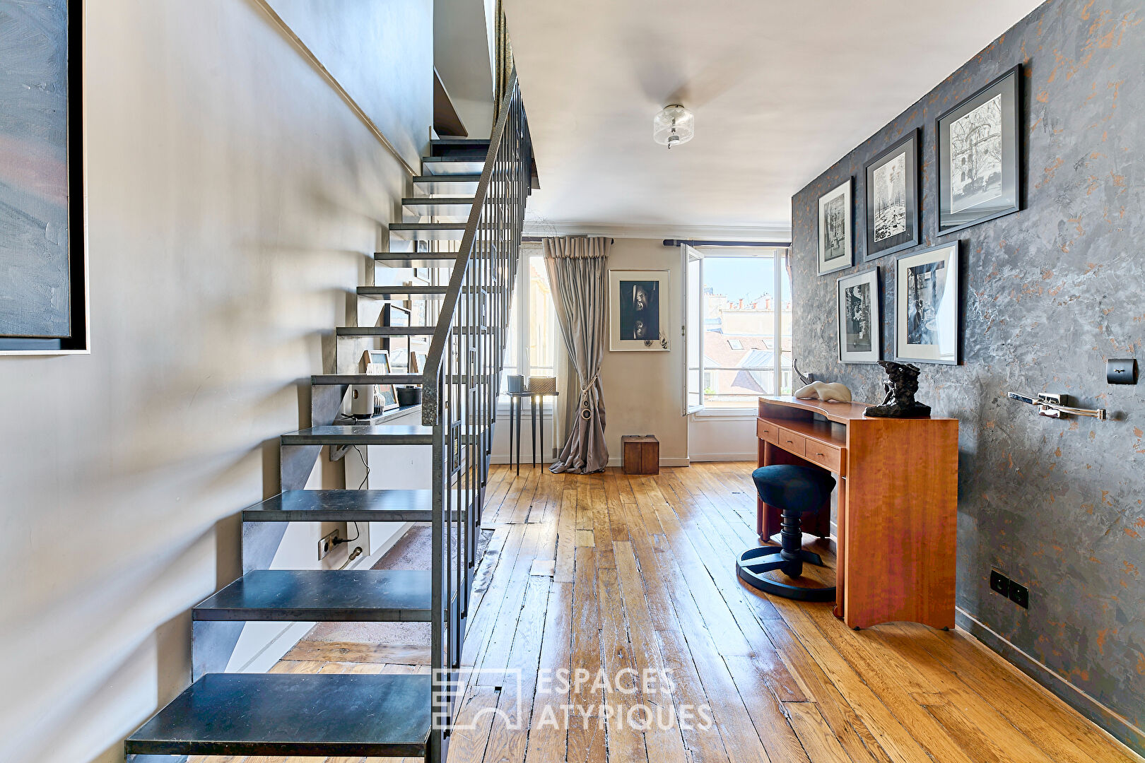 Élégant duplex au coeur d’un vibrant quartier du 3e arrondissement