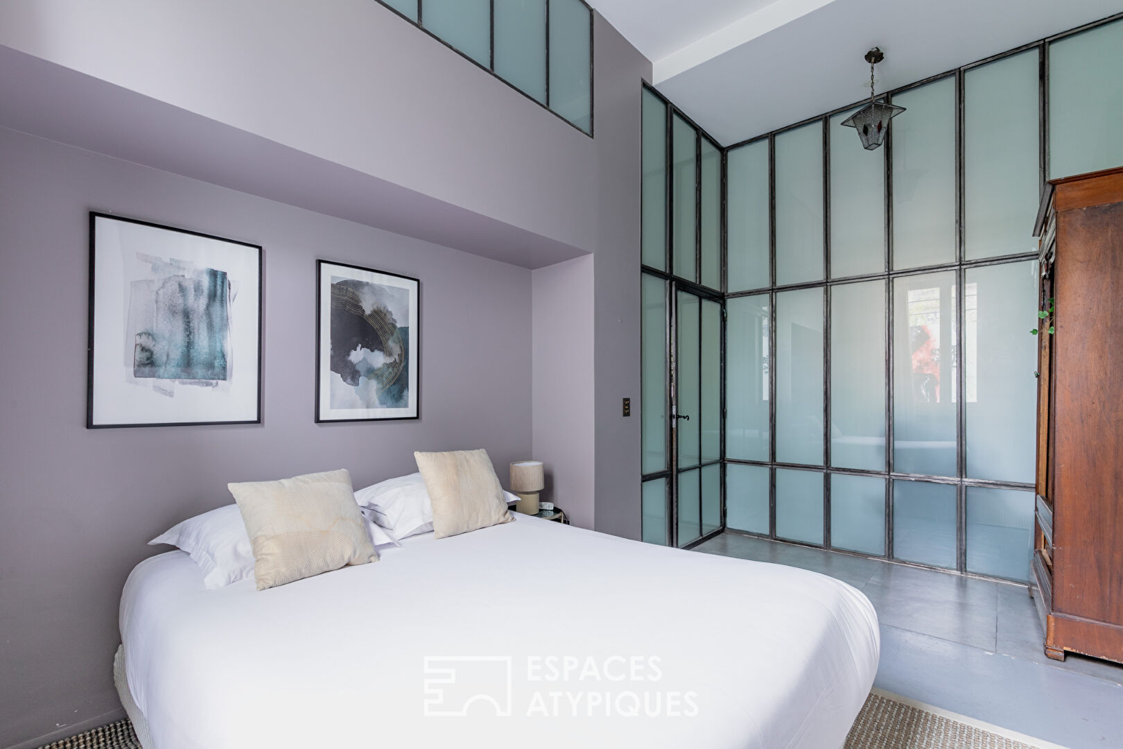 Apartment redesigned by architect with commerciality