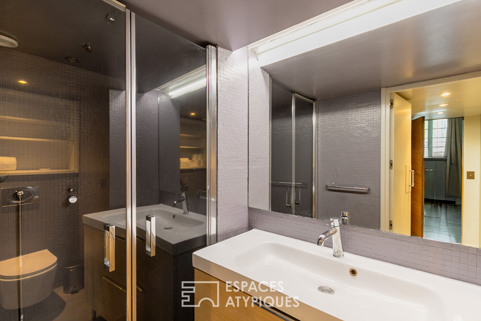 Apartment redesigned by architect with commerciality
