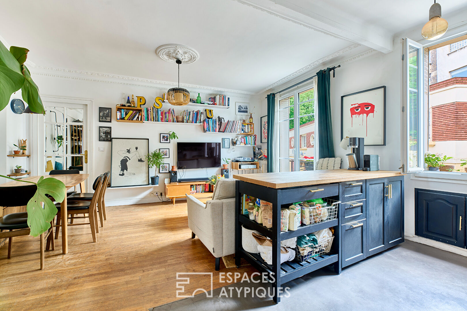 Sur la Butte Bergeyre – Appartement lumineux au charme authentique