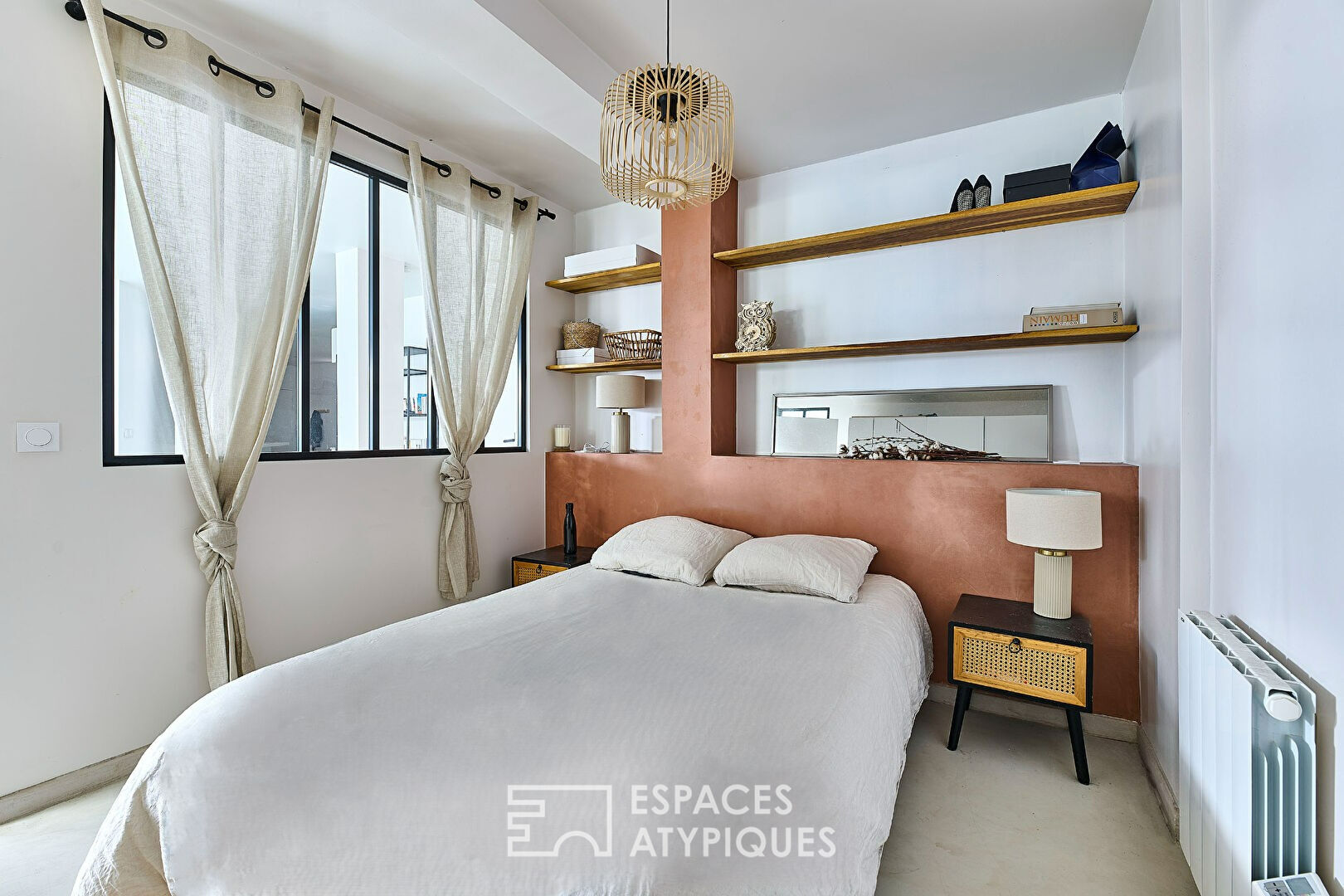 Butte Bergeyre – Local d’activité transformé en loft avec extérieur