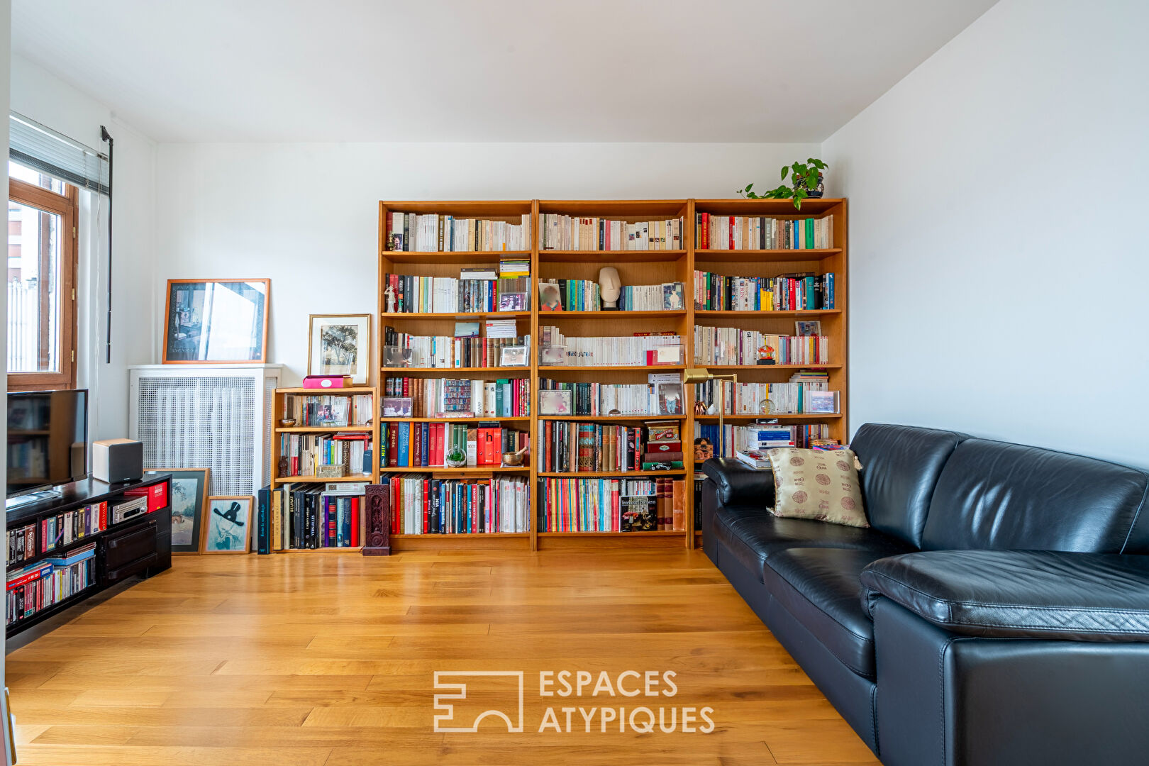 Top floor apartment with elevator and terrace