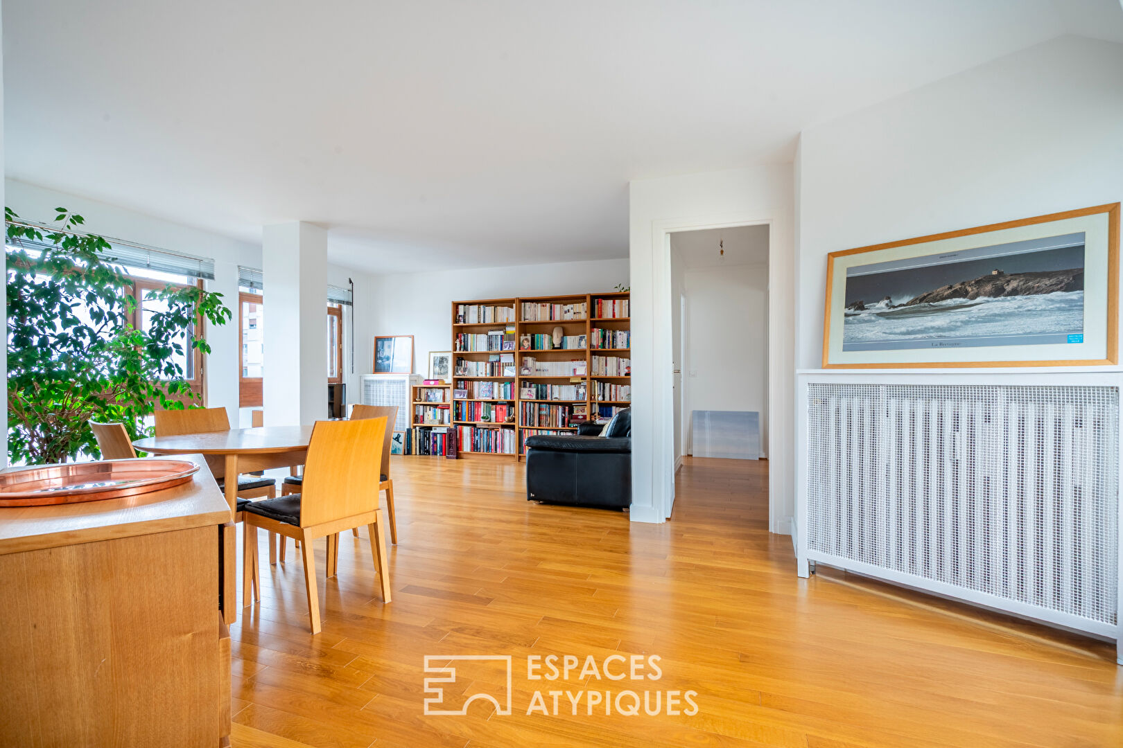 Top floor apartment with elevator and terrace