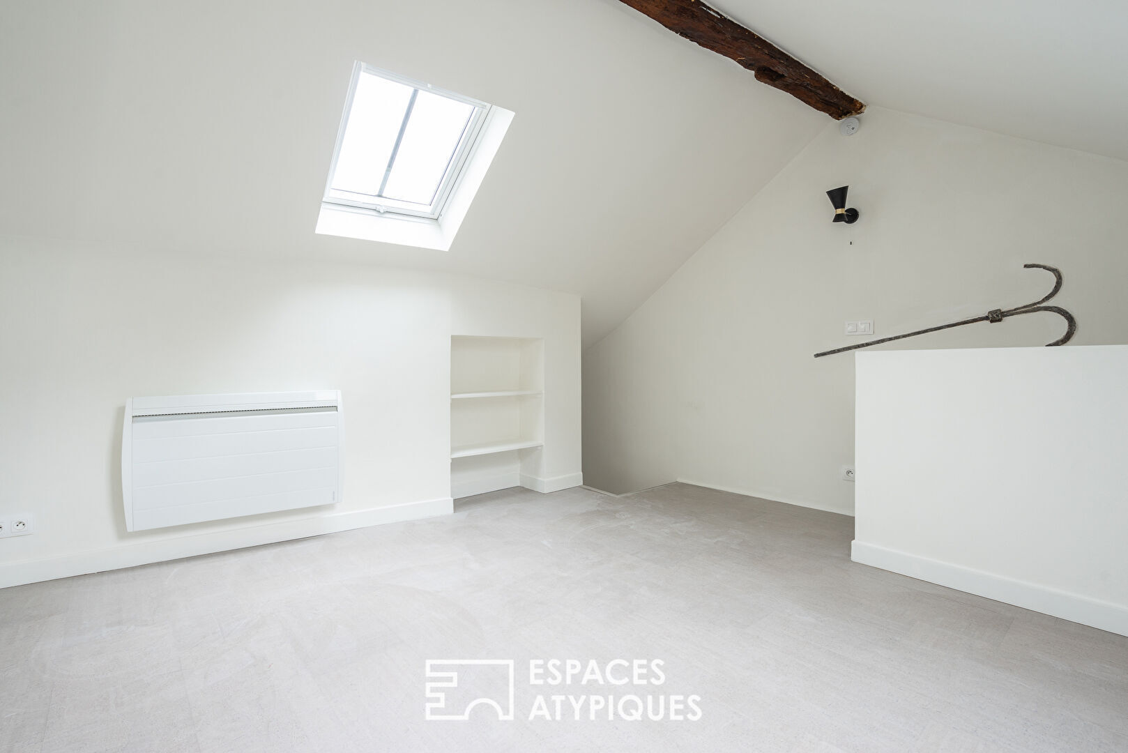 Duplex under the roofs in the Haut-Marais
