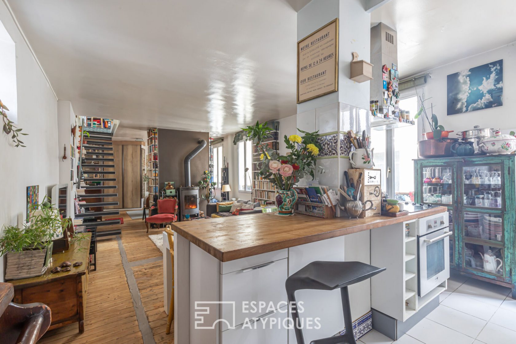 Duplex and studio on the top floor